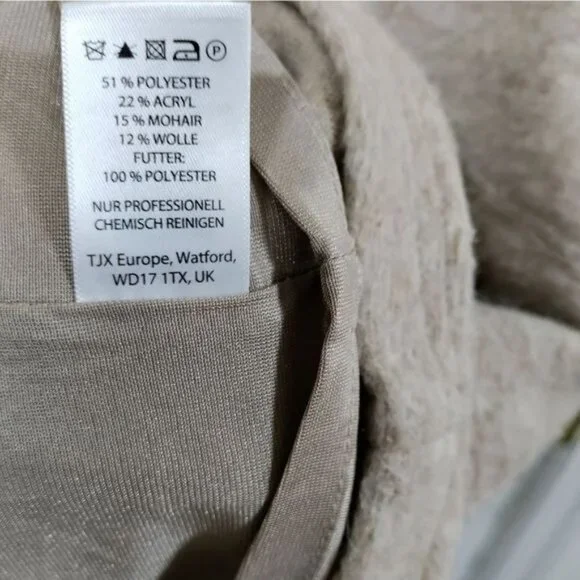 The NWT Cynthia Rowley Mohair Wool, Blend Oversized Sweater Dress in Size L - Picture 10 of 12